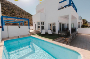 Villa with amazing views and swimming pool, Nijar